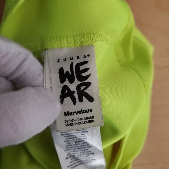 Zumba Smiles High Waisted Ankle Leggings Caution Yellow Compression Size Medium - Picture 8 of 12